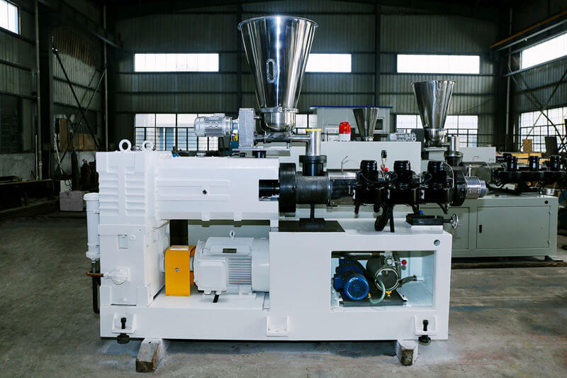 conical twin screw extruder